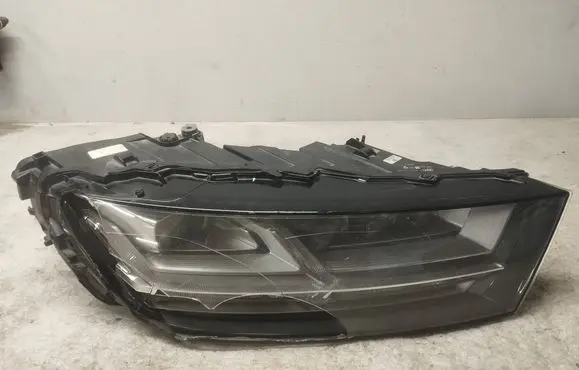 Audi Q7 4M Headlight/headlamp 11627 4M0941036
