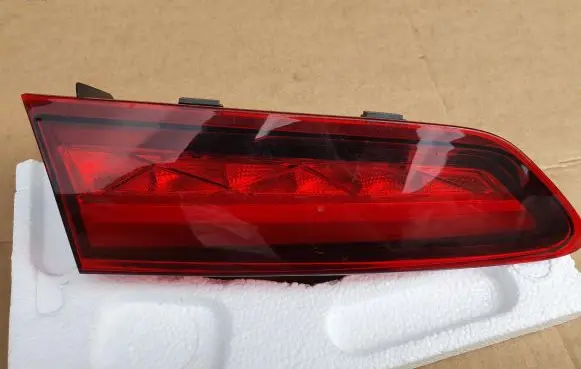 Skoda Karoq Tailgate rear/tail lights 57A945307
