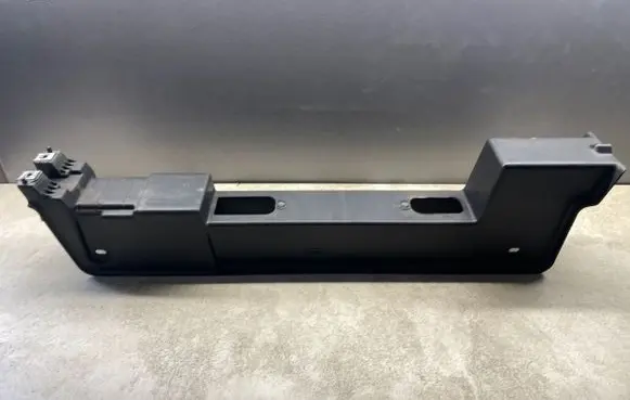 Other center console (tunnel) element