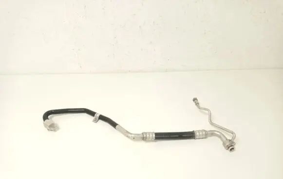 Audi A4 S4 B9 Air conditioning (A/C) pipe/hose 8W2816740