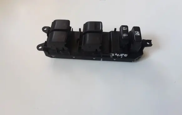 Toyota Prius (XW30) Electric window control switch 515220