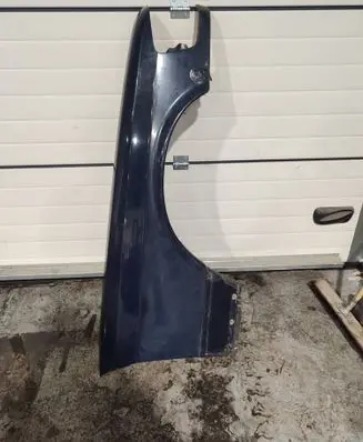 Mercedes-Benz 380 560SEC C126 Fender