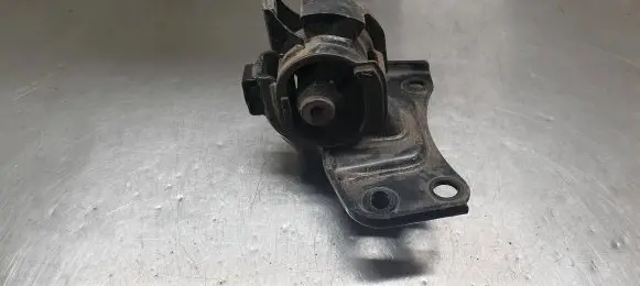 Toyota Prius (XW30) Engine mount bracket AV97718