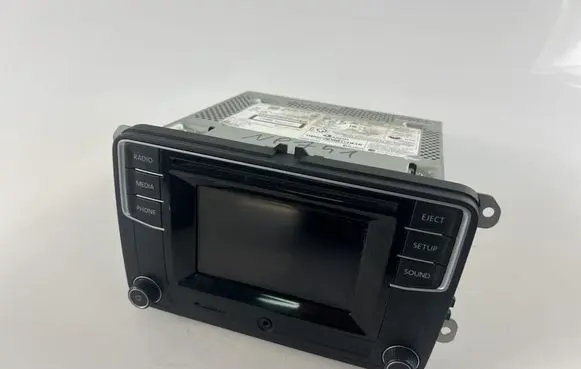 Radio/CD/DVD/GPS head unit