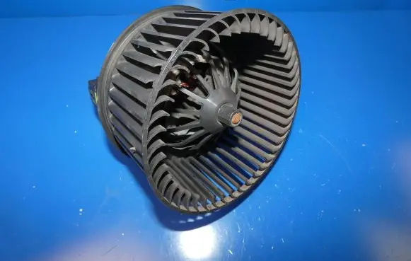 Volvo V40 Heater blower radiator