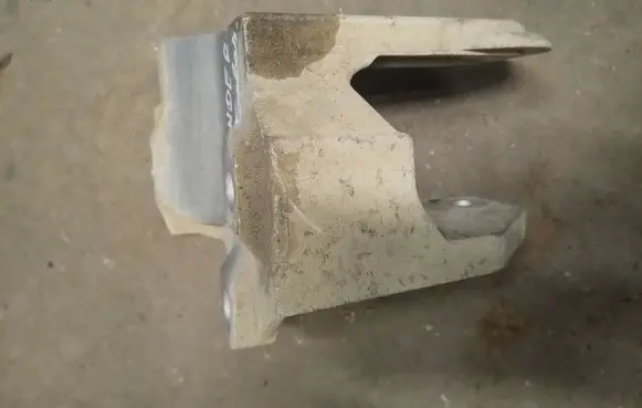 Mitsubishi Outlander Gearbox mounting bracket