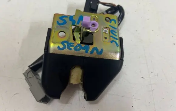 Honda Civic Tailgate/trunk/boot lock/catch/latch