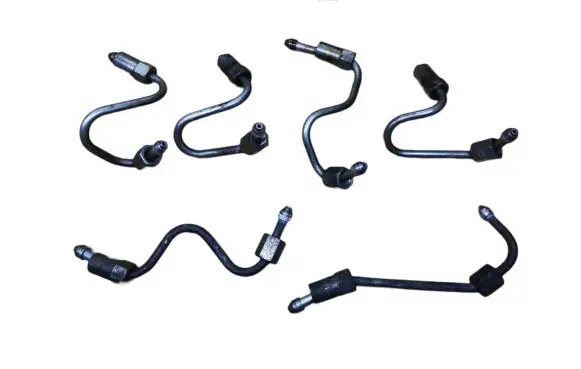 Mazda 6 Fuel injector supply line/pipe 