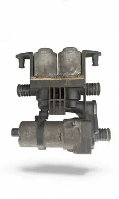 BMW 5 E39 Coolant heater control valve 64118374994 8374994