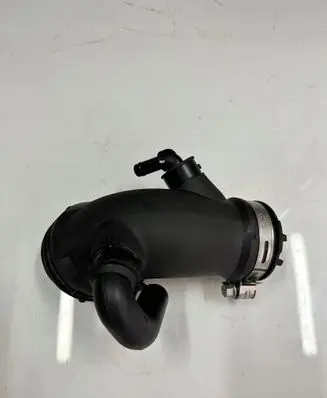 KIA Ceed Air intake duct part 28140CR100