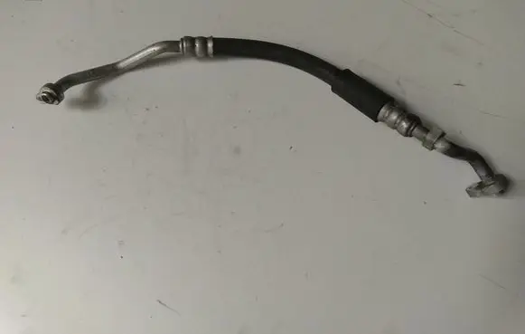 Mazda 3 I Air conditioning (A/C) pipe/hose
