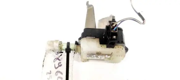 Toyota Avensis T250 Central locking motor 