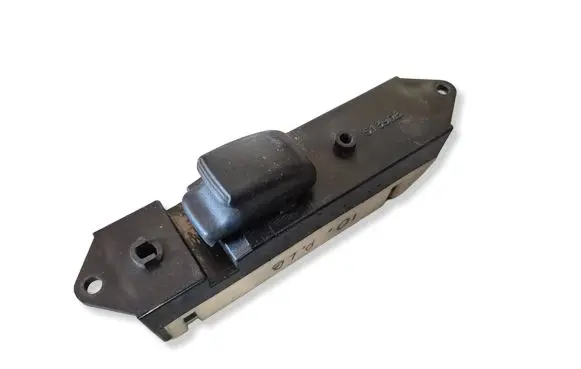 Mitsubishi L200 Electric window control switch MR732122
