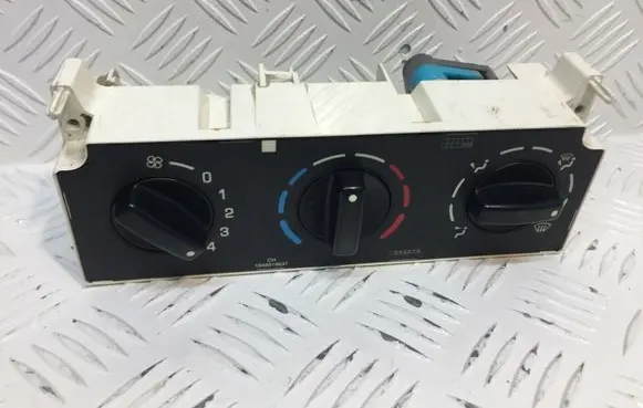 Citroen Berlingo Climate control unit 030805G
