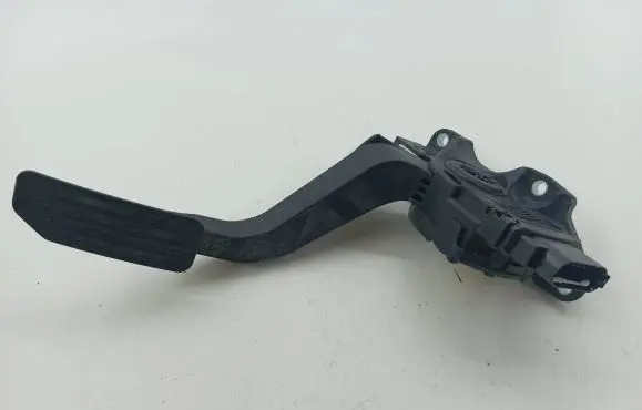 Land Rover Evoque I Accelerator throttle pedal EJ329F836BA