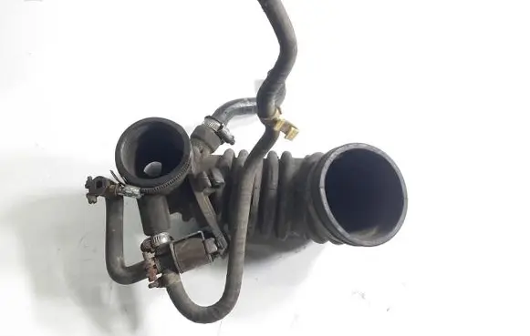 Audi 100 S4 C4 Air intake hose/pipe 034133357S