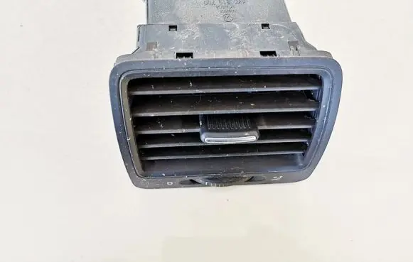 Volkswagen Golf V Dash center air vent grill 1k0819709 1k0819703