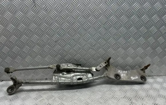 Mercedes-Benz ML W164 Front wiper linkage and motor A1648200240 4724M2948 545228110TL