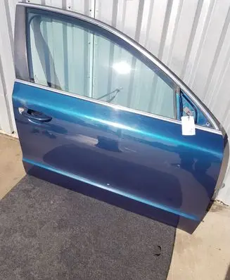 Skoda Superb B6 (3T) Front door