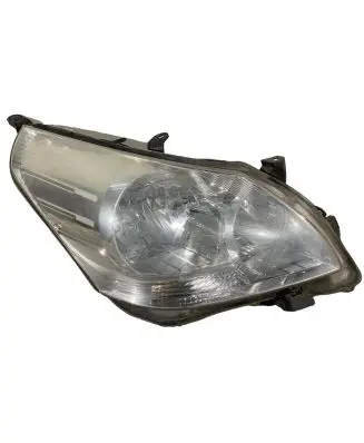 Toyota Verso Headlight/headlamp 811300F110