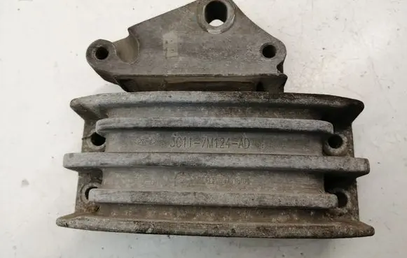 Ford Transit Engine mount bracket 3C117M124AD
