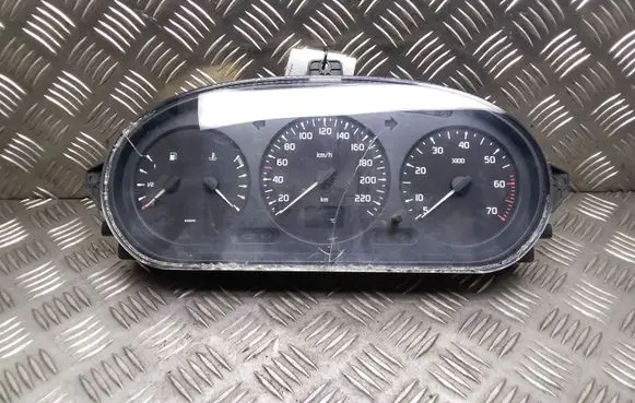 Renault Megane I Speedometer (instrument cluster) 7700847782D 215781612A