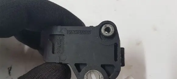Citroen C4 I Crankshaft position sensor 9637466980