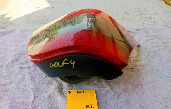 Volkswagen Golf IV Rear/tail lights 1212123