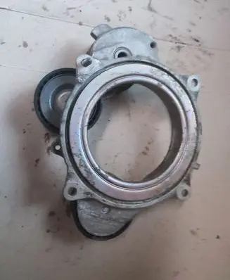 Volkswagen Golf VIII Timing belt tensioner 05E903305