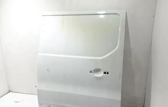 Renault Trafic III (X82) Side sliding door 821003024R