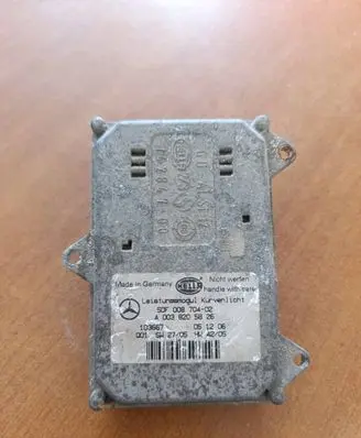 Headlight ballast module Xenon