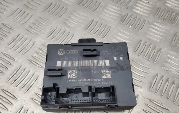 Audi Q5 SQ5 Door control unit/module 8K0959795M
