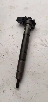 Fuel injector