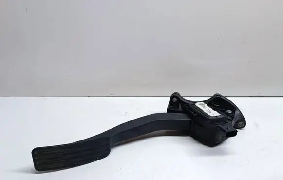 Land Rover Range Rover Sport L494 Accelerator throttle pedal GK529F838A