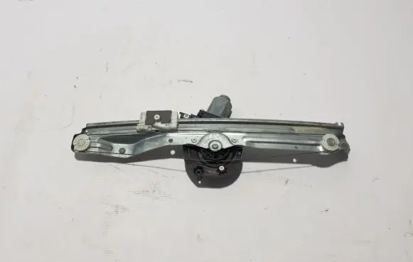 Renault Espace V (RFC) Rear window lifting mechanism without motor 827204540R