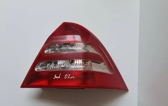 Mercedes-Benz C W203 Rear/tail lights