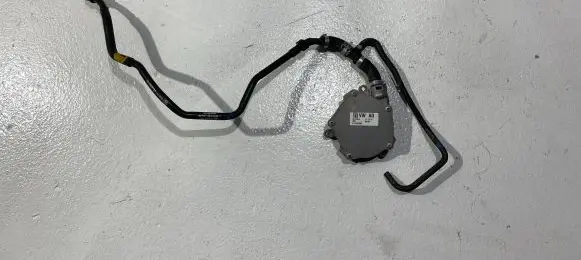Audi A6 S6 C7 4G Vacuum pump 07L145100F