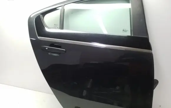 Chevrolet Volt I Rear door
