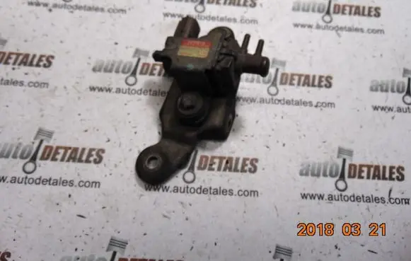 Toyota Corolla Verso E121 Vacuum valve 25819-27020