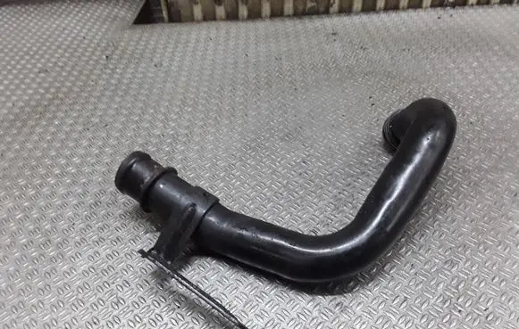 Audi A6 S6 C6 4F Engine coolant pipe/hose