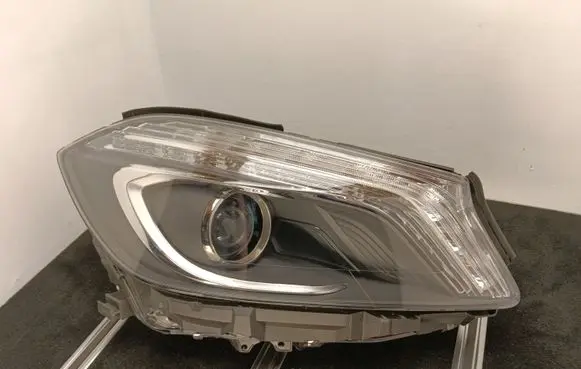 Mercedes-Benz A W176 Headlight/headlamp A1768202861