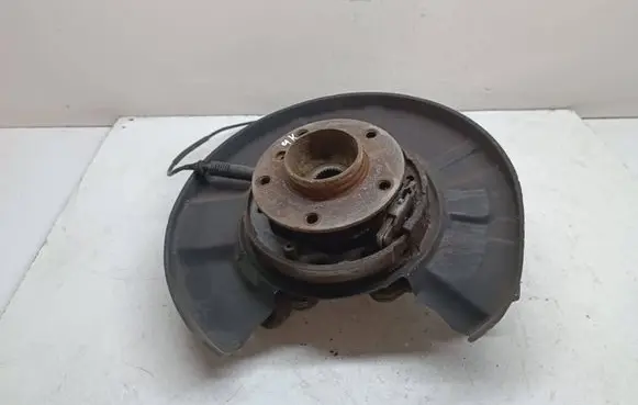 BMW 3 E90 E91 Rear wheel hub spindle/knuckle 