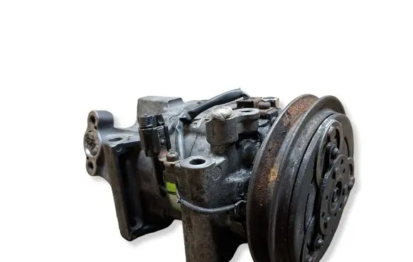Nissan X-Trail T30 Air conditioning (A/C) compressor (pump) 2K43245010