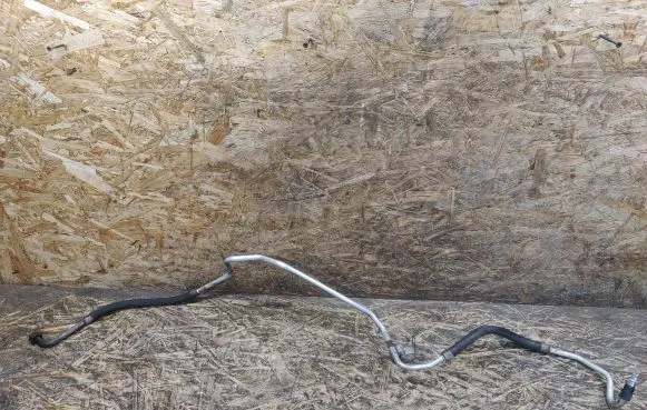 Jaguar XK8 - XKR Gearbox oil cooler pipe/hose 