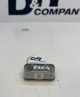 Toyota RAV 4 (XA50) Number plate light 13915