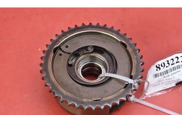 Opel Astra J Crankshaft pulley 55562222