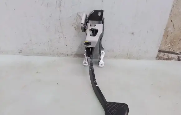 Honda Civic Brake pedal