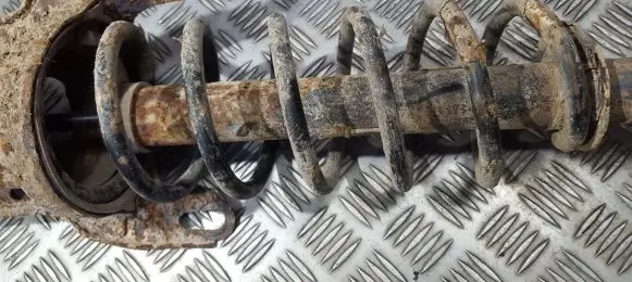 Opel Vectra B Rear coil spring