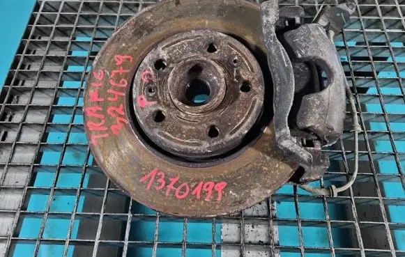 Renault Trafic III (X82) Front wheel hub spindle knuckle IMPRK1370199