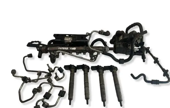 Skoda Superb B6 (3T) Fuel injector 03L130277